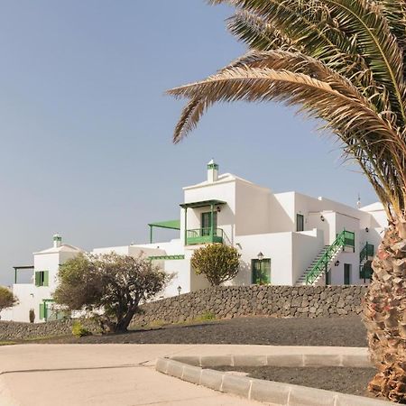 Appartement Apartamento Om Con Piscina Y Vistas Al Mar à Costa Teguise Extérieur photo