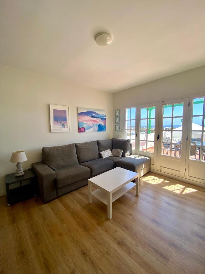 Appartement Apartamento Om Con Piscina Y Vistas Al Mar à Costa Teguise Extérieur photo