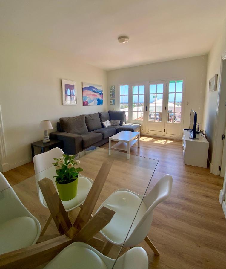 Appartement Apartamento Om Con Piscina Y Vistas Al Mar à Costa Teguise Extérieur photo