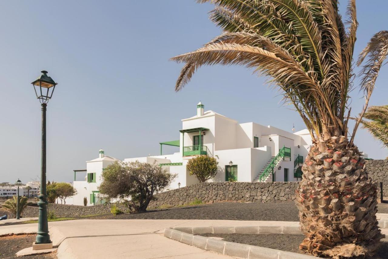 Appartement Apartamento Om Con Piscina Y Vistas Al Mar à Costa Teguise Extérieur photo